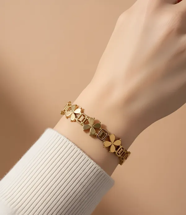 Gold_Midnight_Petal_Bracelet_For_Women