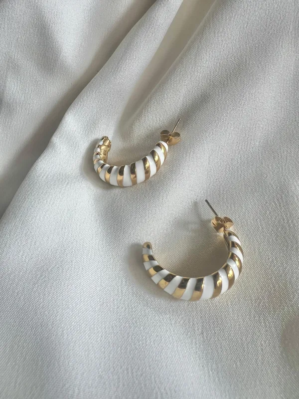 Gold_&_White_Ornate_Gold_Dangler_Hoops_For_Women