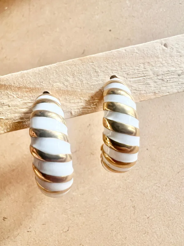 Gold_&_White_Ornate_Gold_Dangler_Hoops_For_Women