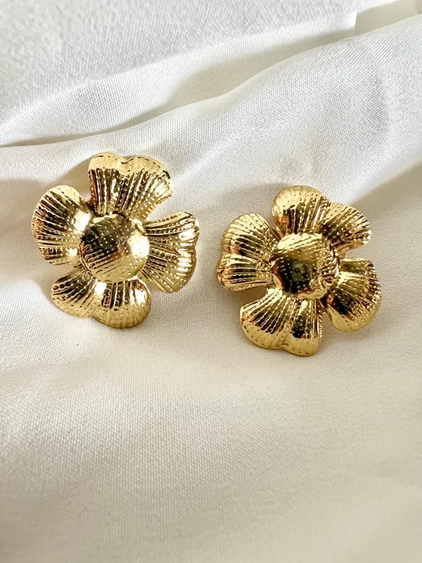 Gold_Florette_Studs_For_Women