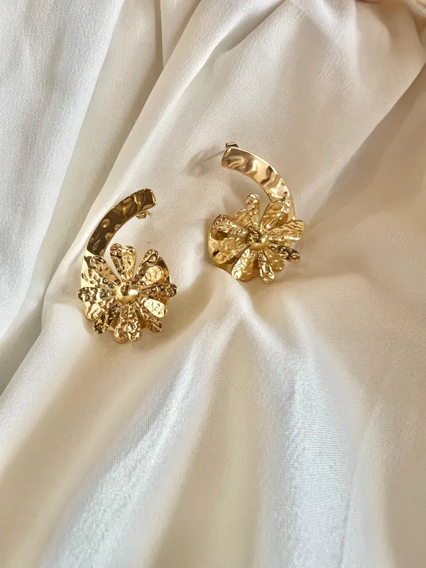Gold_Golden_Bloom_Earrings_For_Women