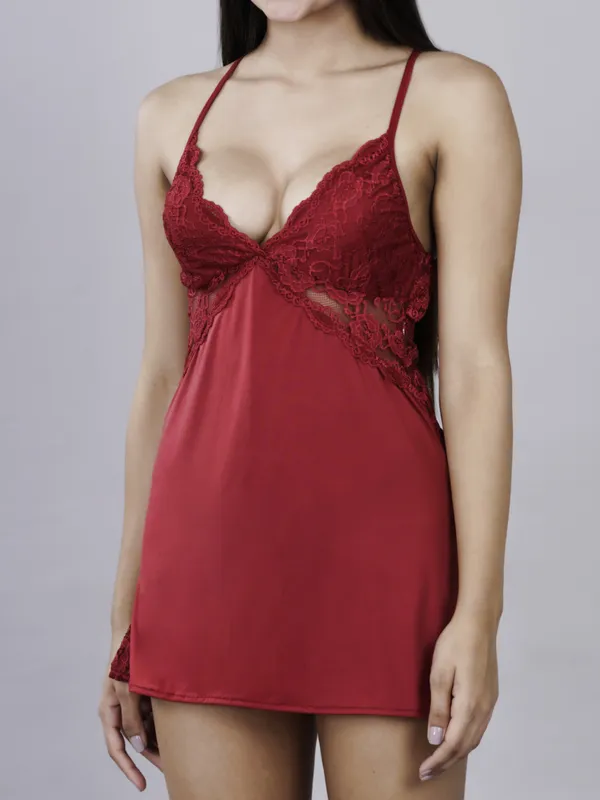 Maroon_Stylish_Nylon_Baby_Dolls_For_Women