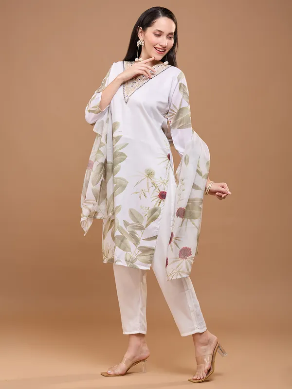 Off-White_Cotton_Leaf_Printed_Kurta_With_Trousers_&_Dupatta_For_Women