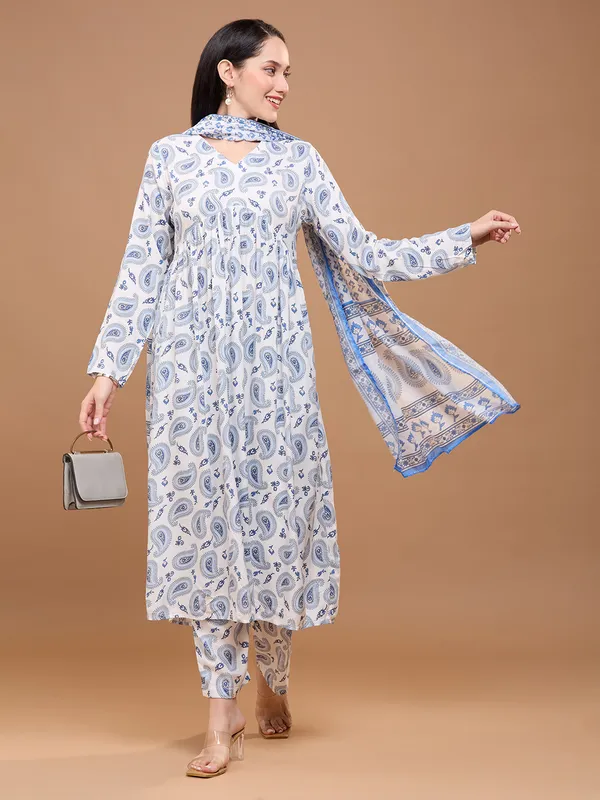 White_&_Blue_Cotton_Ethnic_Motifs_Printed_Kurta_Set_With_Dupatta_For_Women