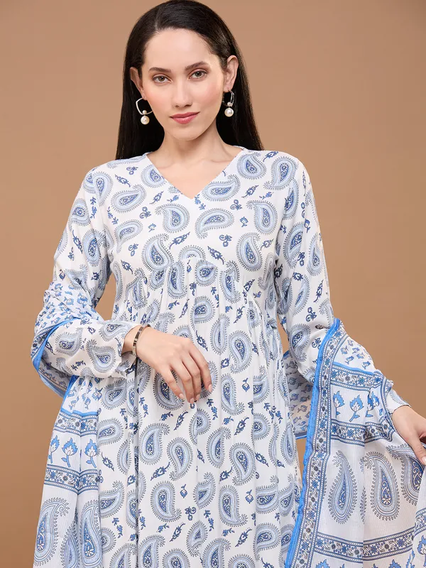 White_&_Blue_Cotton_Ethnic_Motifs_Printed_Kurta_Set_With_Dupatta_For_Women