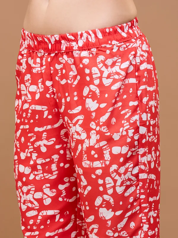 Black,_White_&_Red_Printed_Cotton_Floral_Printed_Notch_Neck_Straight_Kurta_With_Trousers_And_Dupatta_For_Women