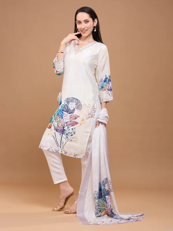 White_Cotton_Floral_Printed_Kurta_Set_With_Dupatta_For_Women