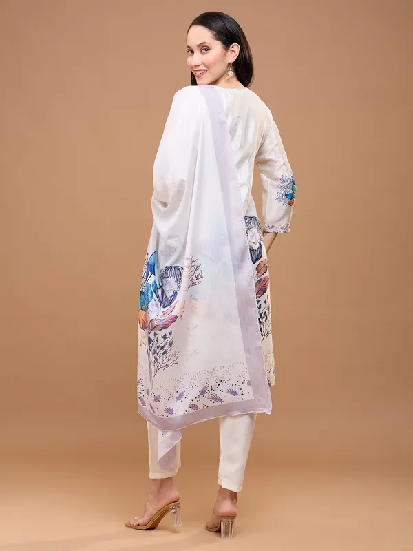White_Cotton_Floral_Printed_Kurta_Set_With_Dupatta_For_Women