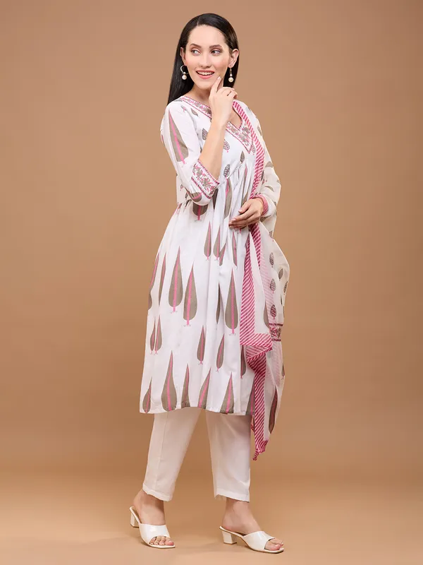 White_Cotton_Floral_Print_Anarkali_With_Trousers_&_Dupatta_Kurta_Set_For_Women