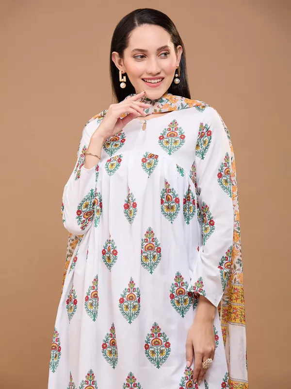 White_Cotton_Floral_Printed_Kurta_With_Printed_Trousers_&_Dupatta_Kurta_Set_For_Women