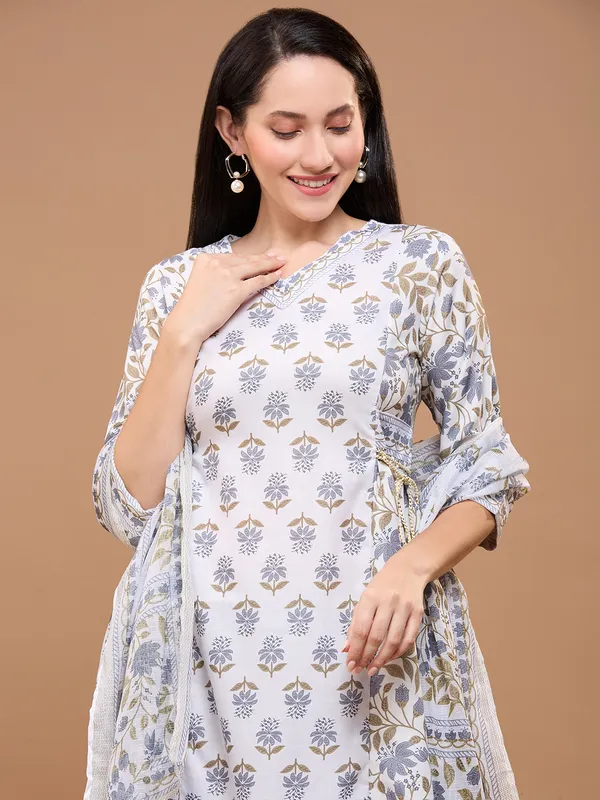 White_Cotton_Floral_Printed_Afghani_Kurta_With_Patiala_Pants_&_Dupatta_Kurta_Set_For_Women