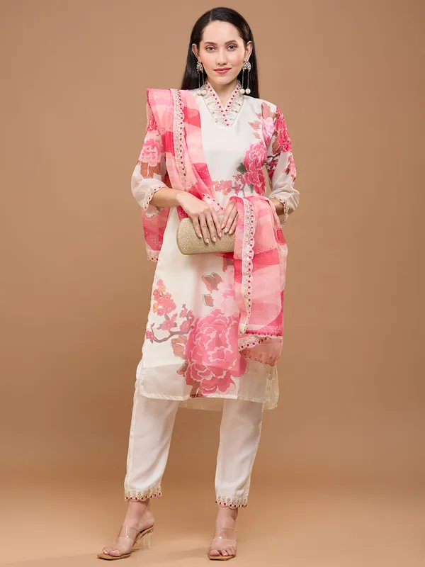 White_&_Pink_Cotton_Floral_A-Line_Kurta_Set_With_Dupatta_For_Women