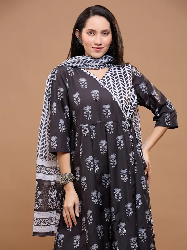 Black_Cotton_Floral_Printed_Anarkali_Kurta_With_Printed_Trousers_&_Dupatta_For_Women