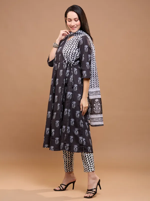 Black_Cotton_Floral_Printed_Anarkali_Kurta_With_Printed_Trousers_&_Dupatta_For_Women