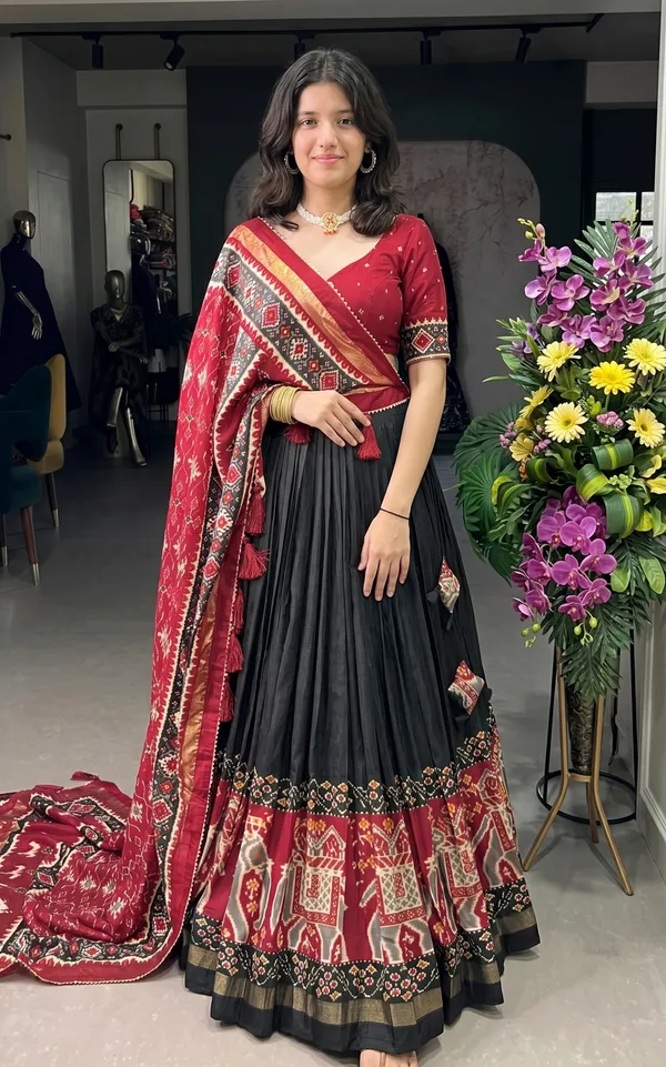Dola_silk_foil_print_lehenga_choli