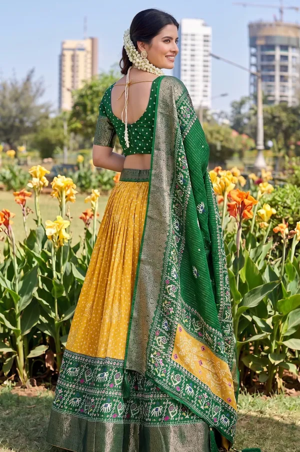 Dola_silk_foil_print_lehenga_choli