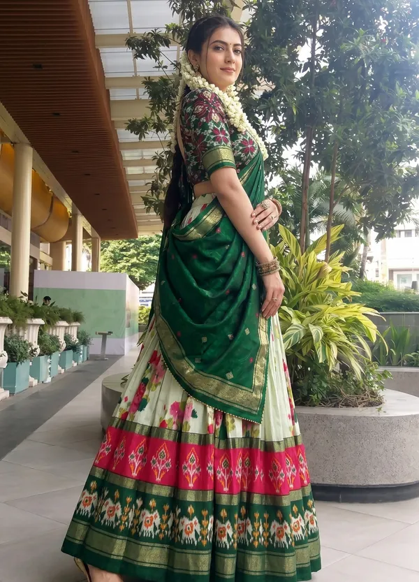 Green_Dola_Silk_Premium_&_Elegant_Patola_Print_With_Foil_Work_Lehenga_Choli_For_Women_&_Girls