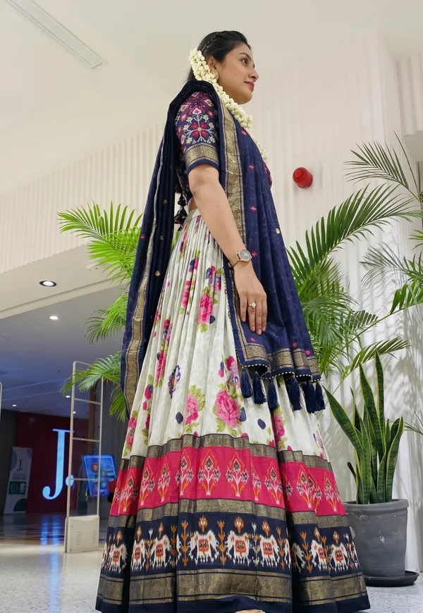 Navy_Blue_Dola_Silk_Premium_&_Elegant_Patola_Print_With_Foil_Work_Lehenga_Choli_For_Women_&_Girls