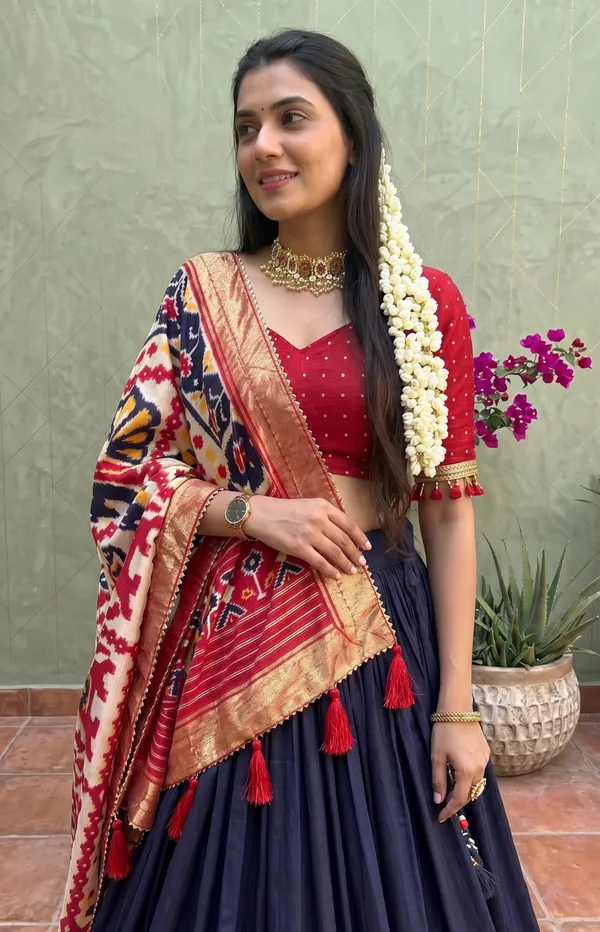 Navy_Blue_Dola_Silk_Premium_&_Elegant_Patola_Print_With_Foil_Work_Lehenga_Choli_For_Women_&_Girls