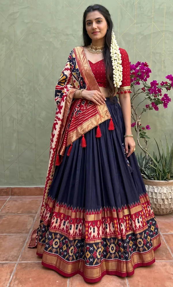 Navy_Blue_Dola_Silk_Premium_&_Elegant_Patola_Print_With_Foil_Work_Lehenga_Choli_For_Women_&_Girls