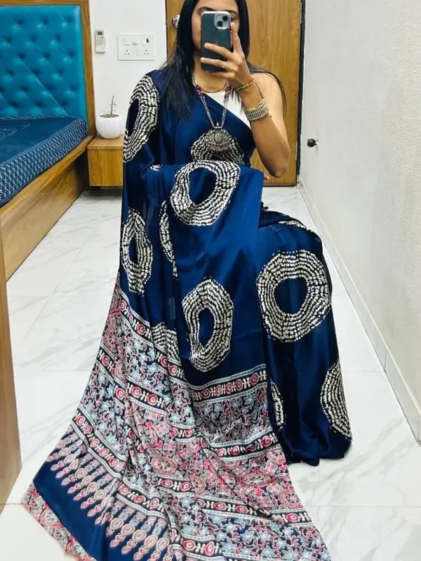 Navy_Blue_Woven_Bollywood_Satin_Saree