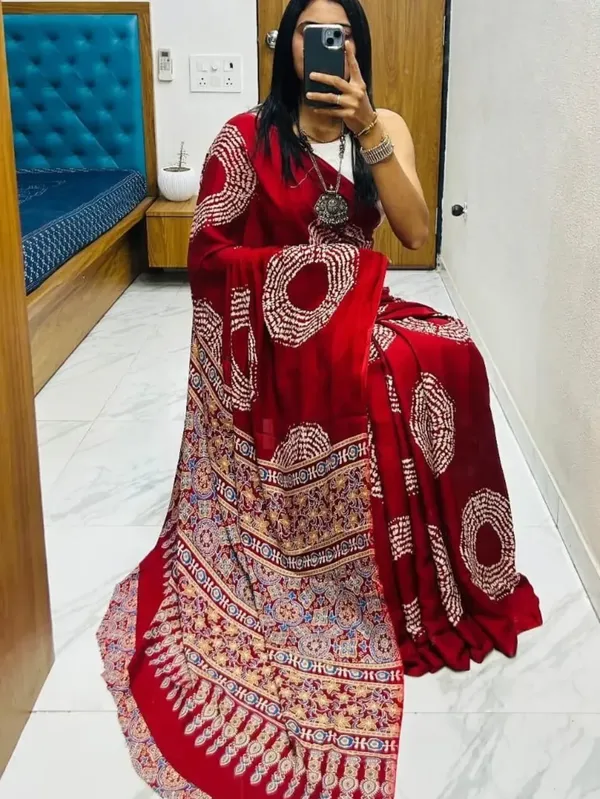Red_Woven_Bollywood_Satin_Saree