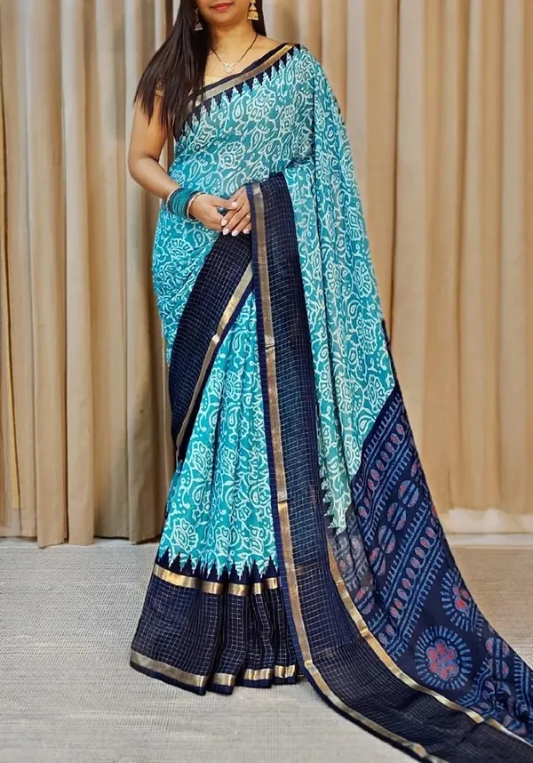 Blue_Woven,_Checkered_Mysore_Silk_Blend,_Jacquard_Saree