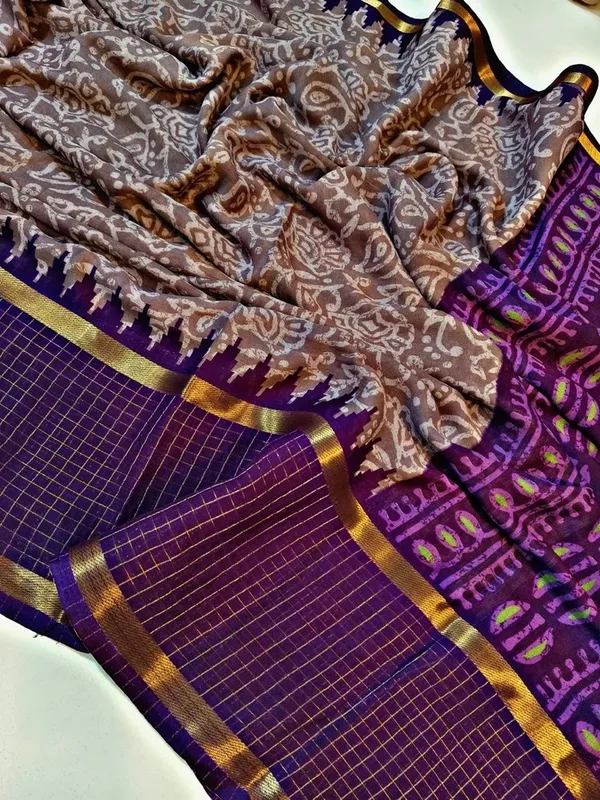 Purple_Woven,_Checkered_Mysore_Silk_Blend,_Jacquard_Saree