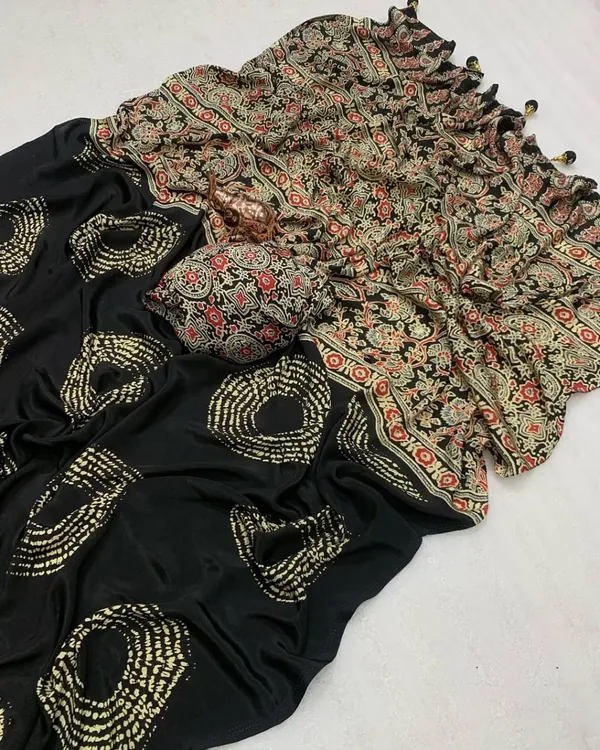Black_Woven_Bollywood_Satin_Saree