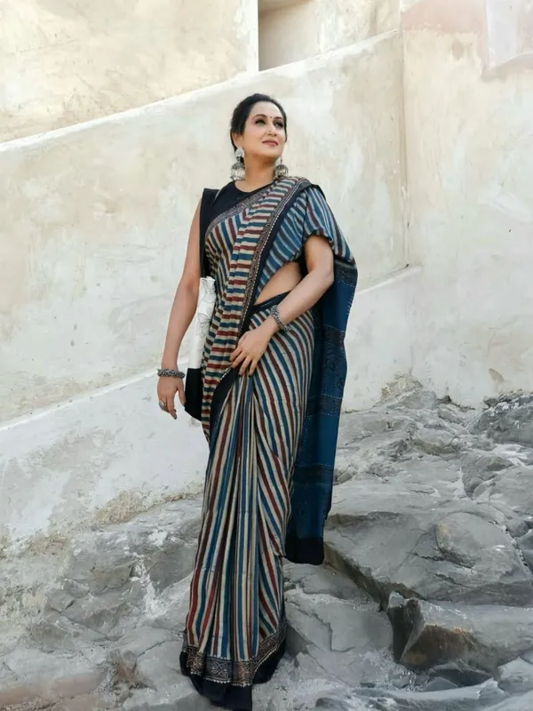 White_Striped_Bollywood_Satin_Saree