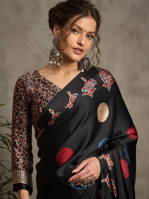 Black_Polka_Print_Bollywood_Satin_Saree