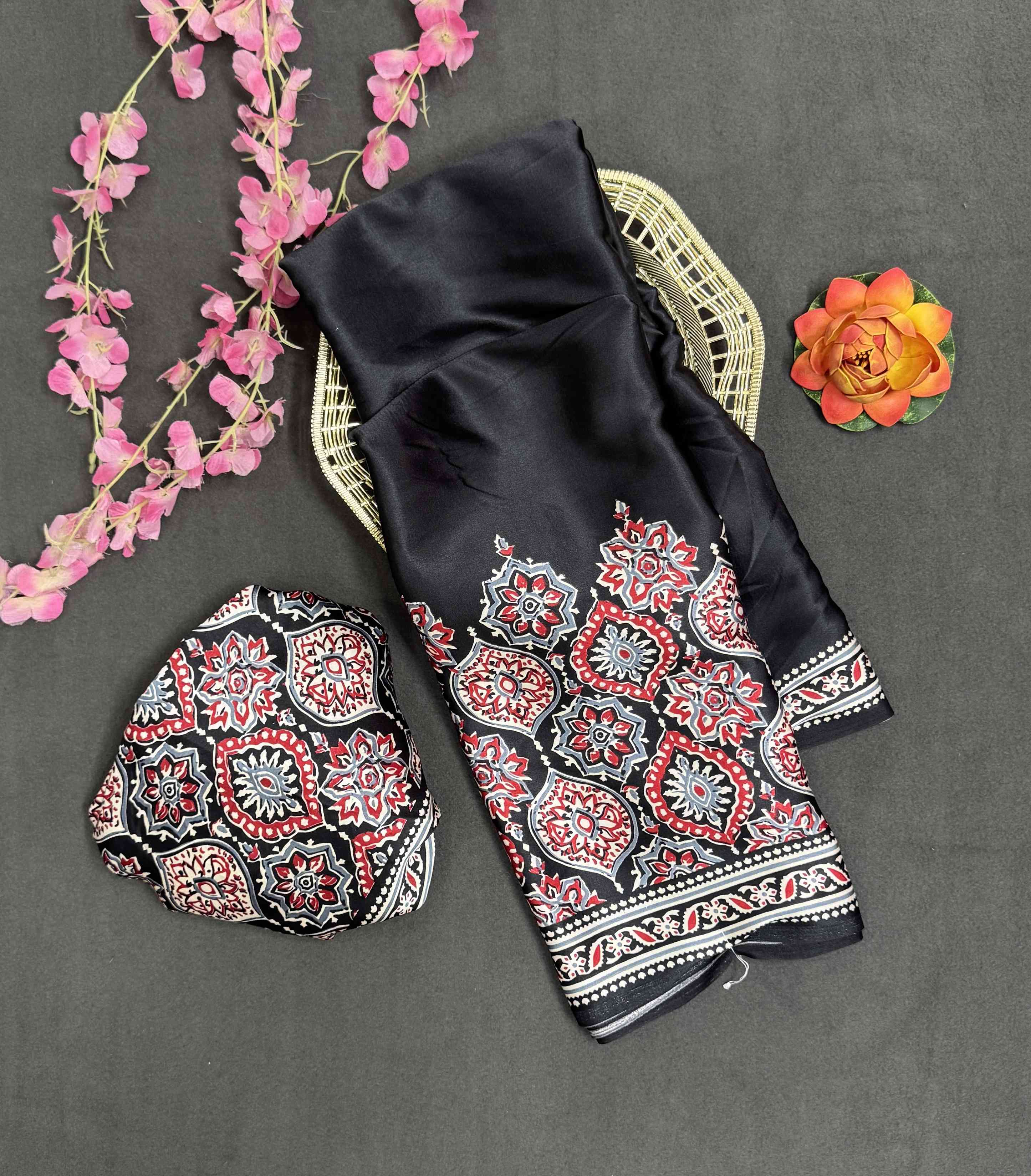 Black_Woven_Bollywood_Satin_Saree