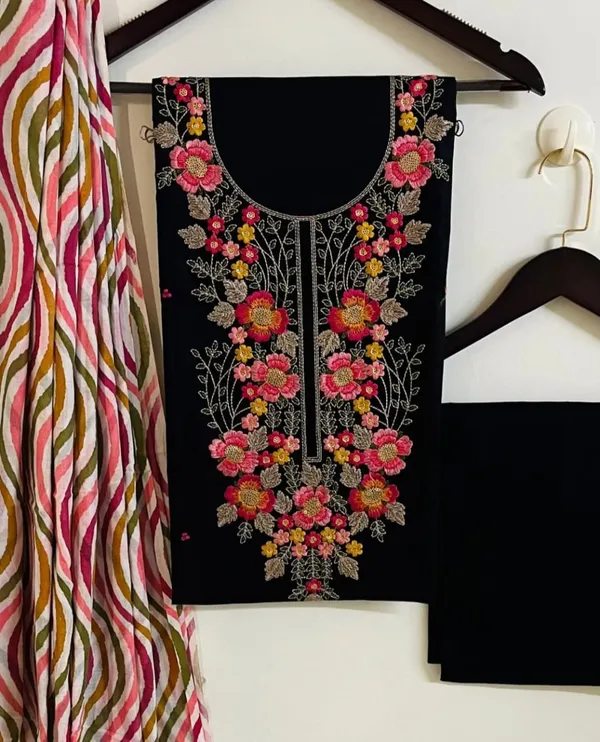 Women_Wear_Soft_Cotton_Unstitched_Dress_Material_Suit