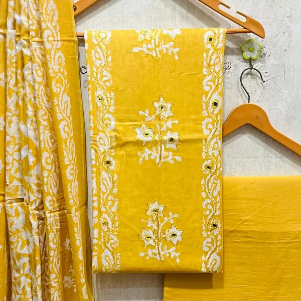 Women_Wear_Soft_Cotton_Unstitched_Dress_Material_Suit