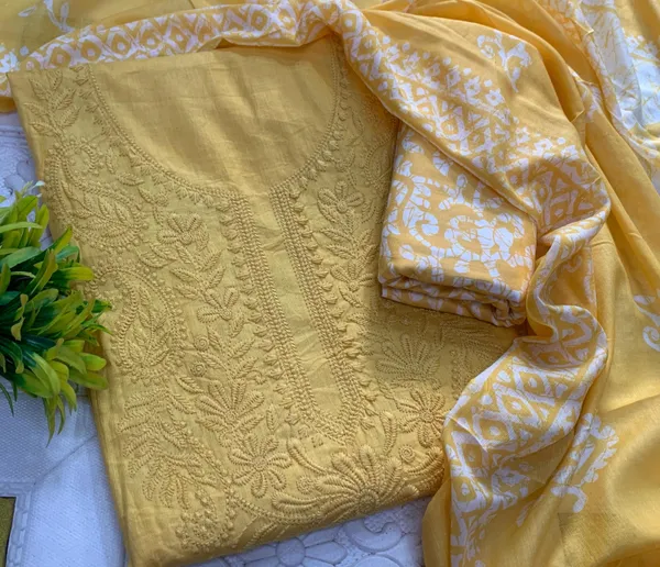 Women_Wear_Soft_Cotton_Unstitched_Dress_Material_Suit