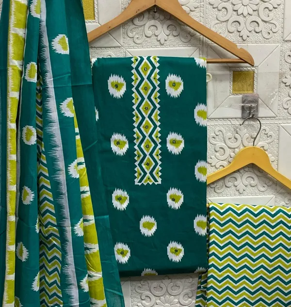 Women_Wear_Soft_Cotton_Unstitched_Dress_Material_Suit