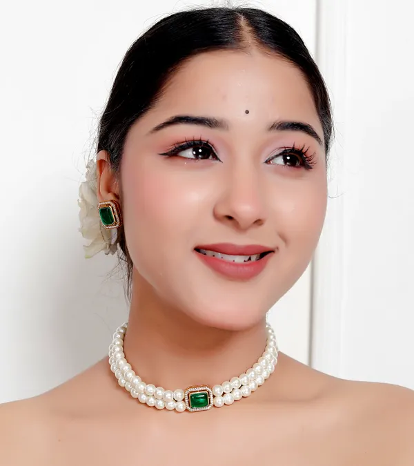 Green_Premium_Handcrafted_Designer_Golden_Necklace_With_Matching_Earrings_Set_For_Women
