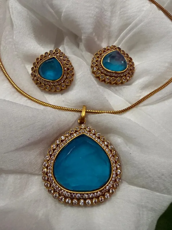 Sky_Blue_Premium_Handcrafted_Designer_Golden_Necklace_With_Matching_Earrings_Set_For_Women