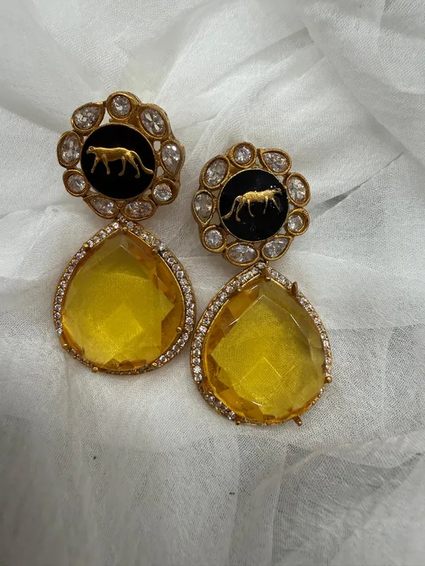 Yellow_Premium_Handcrafted_Designer_Gold-Toned_Earrings_Set_For_Women