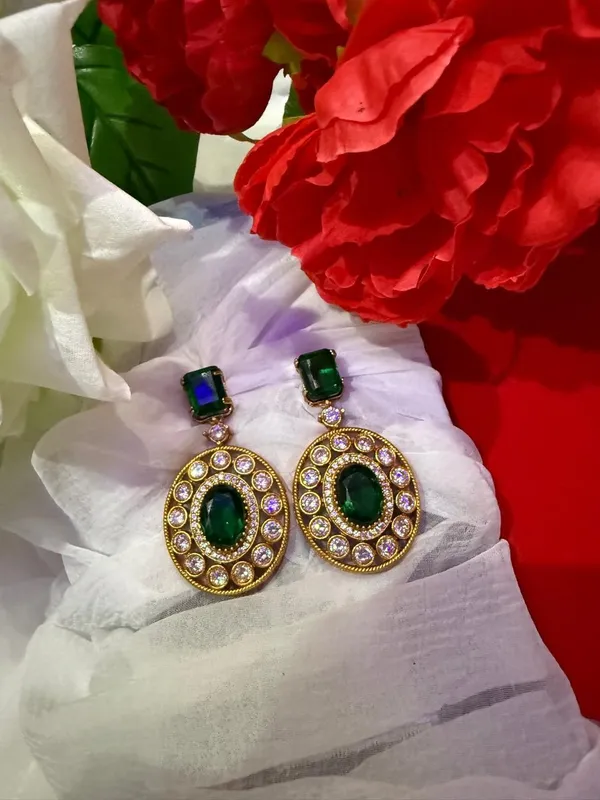 Green_Premium_Handcrafted_Designer_Gold-Toned_Earrings_Set_For_Women