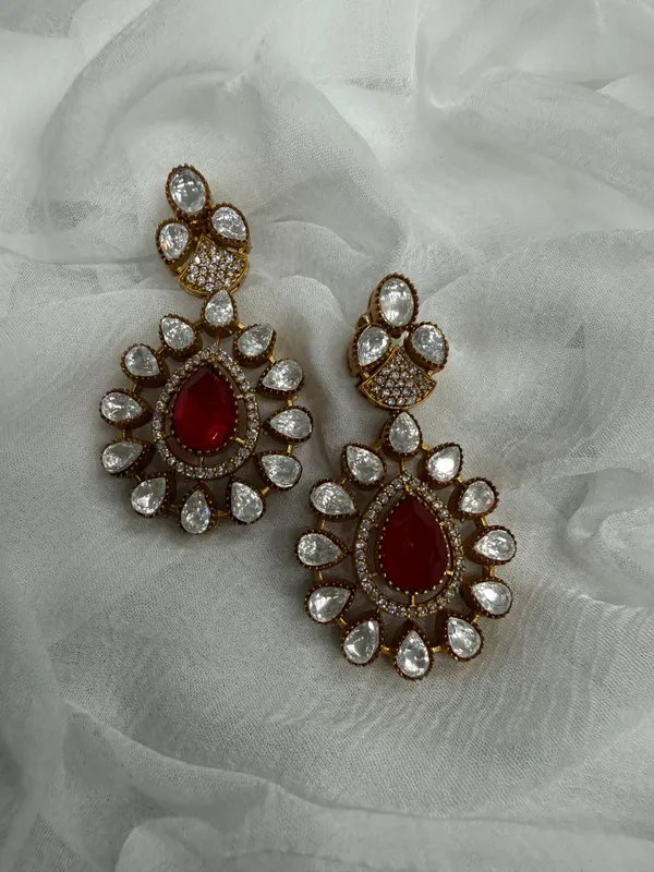 Maroon_Premium_Handcrafted_Designer_Golden_Necklace_With_Matching_Earrings_Set_For_Women