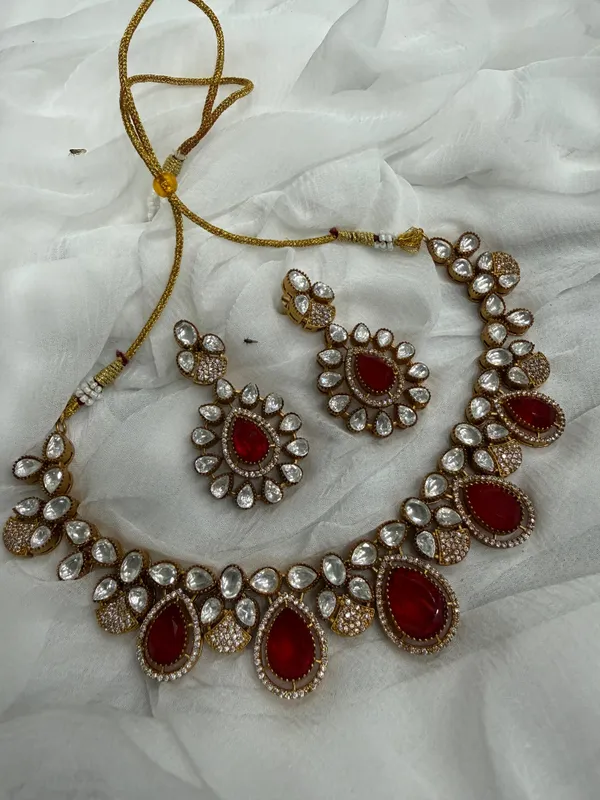 Maroon_Premium_Handcrafted_Designer_Golden_Necklace_With_Matching_Earrings_Set_For_Women