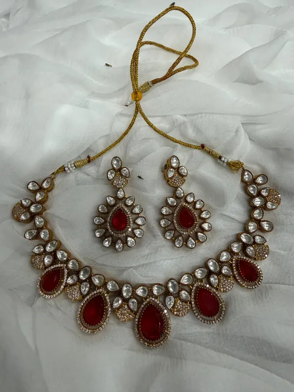 Maroon_Premium_Handcrafted_Designer_Golden_Necklace_With_Matching_Earrings_Set_For_Women