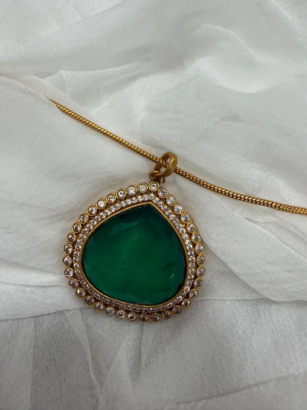 Green_Premium_Handcrafted_Designer_Golden_Necklace_With_Matching_Earrings_Set_For_Women