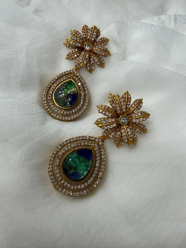 Green_Premium_Handcrafted_Designer_Gold-Toned_Earrings_Set_For_Women
