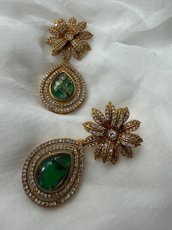 Green_Premium_Handcrafted_Designer_Gold-Toned_Earrings_Set_For_Women
