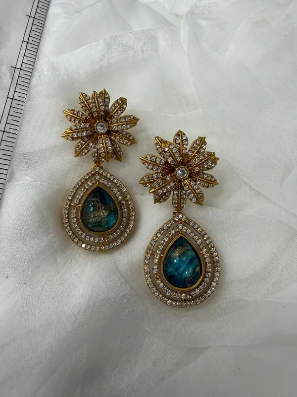 Green_Premium_Handcrafted_Designer_Gold-Toned_Earrings_Set_For_Women