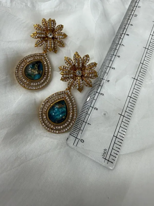 Green_Premium_Handcrafted_Designer_Gold-Toned_Earrings_Set_For_Women