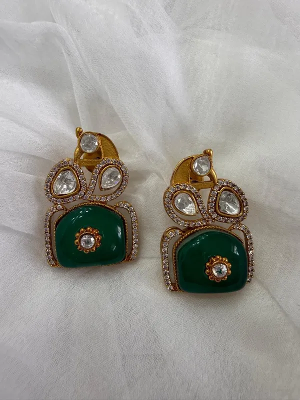 Green_Premium_Handcrafted_Designer_Gold-Toned_Earrings_Set_For_Women