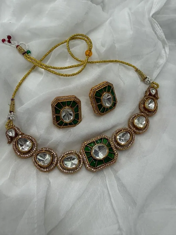 Multicolor_Elegant_Premium_Choker_and_White_Stones_Traditional_Bridal__Necklace_Set__For_Women